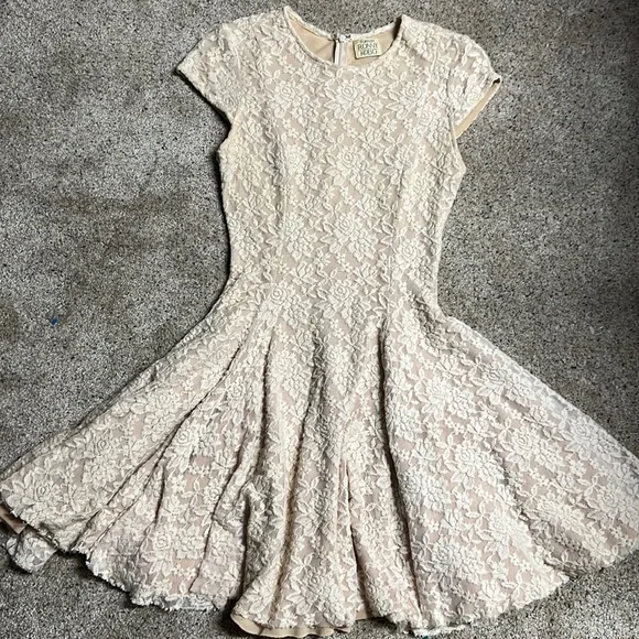 Torn by Ronny Kobo | Dresses | Torn By Ronny Kobo Nude Lace Dress Xs |  Poshmark